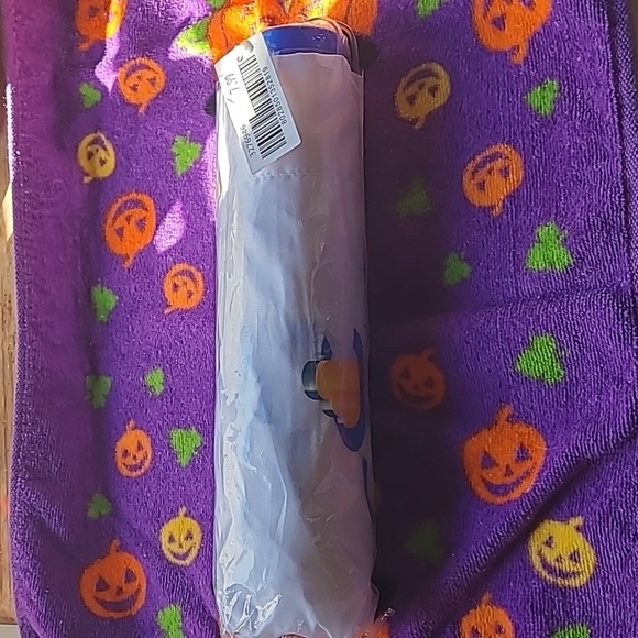 Miscellaneous items - Picture 2 of 10